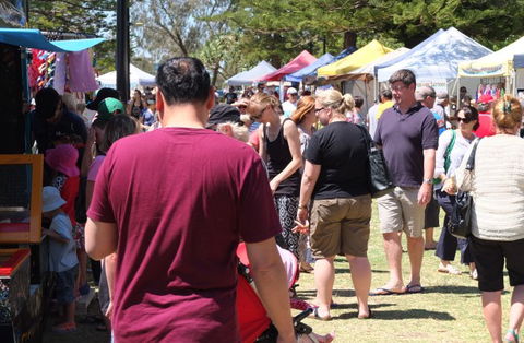Burleigh Heads Markets - Accommodation Burleigh 1