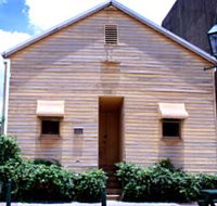 Waterside Workers Hall - Accommodation Burleigh