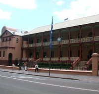 Parliament House - Accommodation Burleigh
