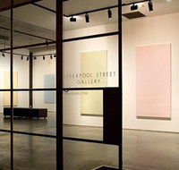 Liverpool Street Gallery - Accommodation Burleigh