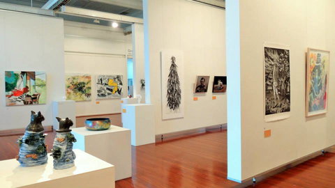 Muswellbrook Regional Arts Centre - Accommodation Burleigh 5