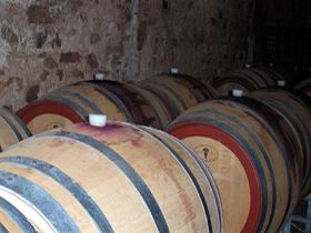 Uleybury Wines - Accommodation Burleigh 1