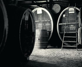 Morris Wines - Accommodation Burleigh 2