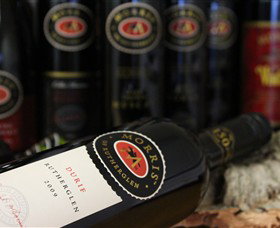 Morris Wines - Accommodation Burleigh 4