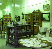 Glenleigh Antiques - Accommodation Burleigh