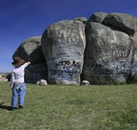 Thunderbolts Rock - Accommodation Burleigh
