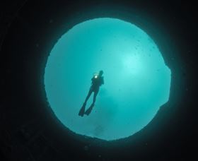 Ex-Hmas Adelaide Dive Site - Accommodation Burleigh 3