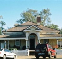 Charleville Pioneers Audio History Board - Accommodation Burleigh