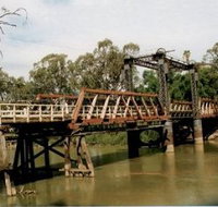 Swan Hill - Murray River Road Bridge - Accommodation Burleigh