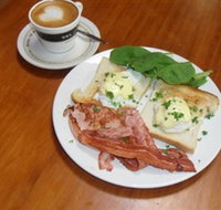Breretons Bakery and Coffee Lounge - Accommodation Burleigh