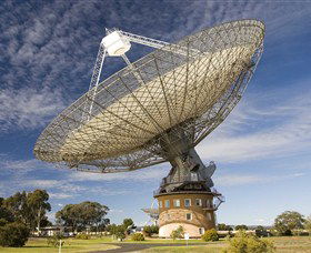 CSIRO Parkes Radio Telescope - Accommodation Burleigh 0