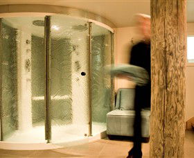 Salus Spa At Lake House - Accommodation Burleigh 4