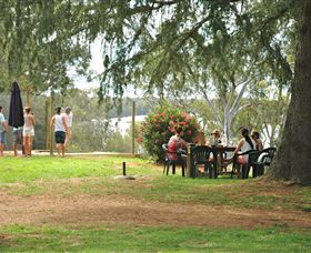 Lake Moodemere Estate - Accommodation Burleigh 3