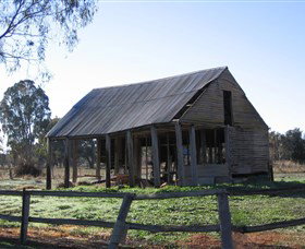 Cobb And Co Stables Morven - Accommodation Burleigh 0