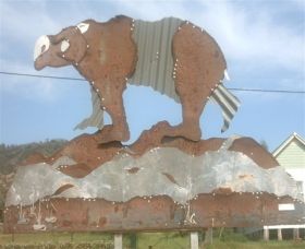 Diprotodon Drive - Tamber Springs - Accommodation Burleigh 0