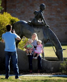 Dorothea Mackellar Memorial Statue - Accommodation Burleigh 0