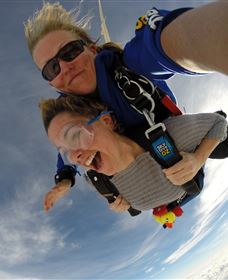 Skydive Canberra - Accommodation Burleigh 3