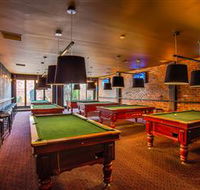 Civic Pub - Accommodation Burleigh