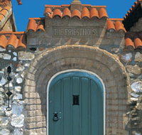 Monsignor J.C. Hawes Priest House Museum - Accommodation Burleigh