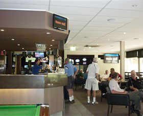 Queanbeyan Golf Club - Accommodation Burleigh 1