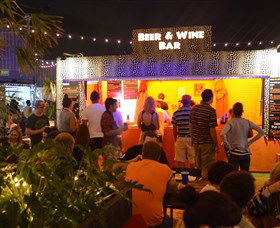 Eat Street Markets - Accommodation Burleigh 2