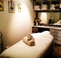 Refresh Face and Body - Accommodation Burleigh