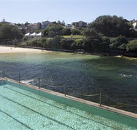 Clovelly Beach - Accommodation Burleigh