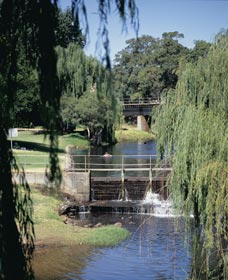 Beela ACT Accommodation Burleigh