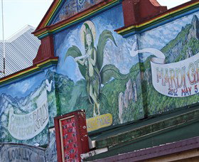 HEMP Embassy - Accommodation Burleigh 1