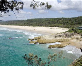 Main Beach, North Stradbroke Island - Accommodation Burleigh 0