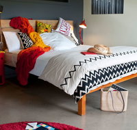 Deshons Retreat - Accommodation Burleigh