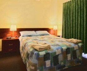 Cable Beachside Villas - Accommodation Burleigh 7