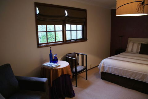 Yallambee Bed And Breakfast - Accommodation Burleigh 0
