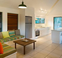 The Retreat Beach Houses - Accommodation Burleigh