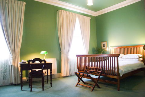 Imperial Fine Accommodation - Accommodation Burleigh 1