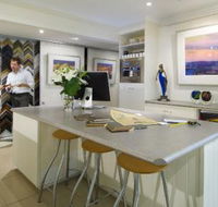 Art Nuvo Gallery - Accommodation Burleigh