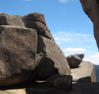 Square Rock - Accommodation Burleigh