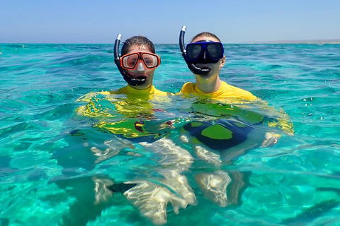 Lagoon Explorer - Ningaloo Reef Full-Day Kayaking And Snorkeling Adventure - Accommodation Burleigh 3