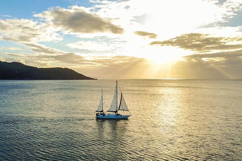 Magnetic Island Sunset Sail - Accommodation Burleigh 1