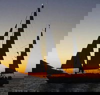 Magnetic Island Sunset Sail - Accommodation Burleigh