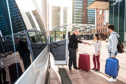 Cairns Airport (CNS) Departure Transfer (Port Douglas Hotels To Cairns Airport) - Accommodation Burleigh 11