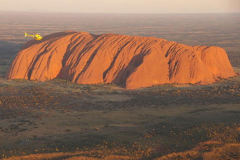 Uluru & Resort Postcard Flight - Accommodation Burleigh 2