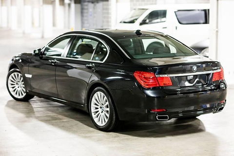 Family Sydney Airport Departure Transfer - Accommodation Burleigh 4