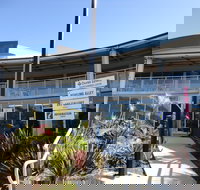 Dunn Lewis Centre - Accommodation Burleigh