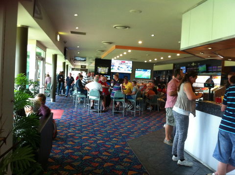 Moruya Bowling And Recreation Club - Accommodation Burleigh 0
