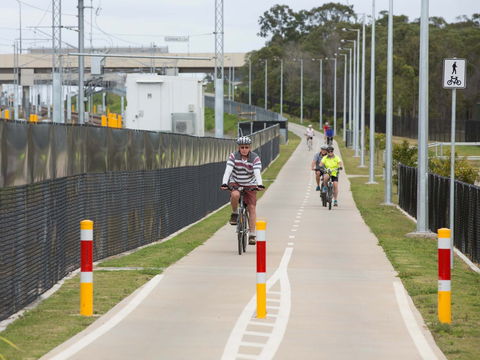 Petrie To Kippa-Ring Shared Pathway - Accommodation Burleigh 1