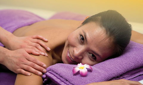 Club MMM! Day Spa - Accommodation Burleigh 0