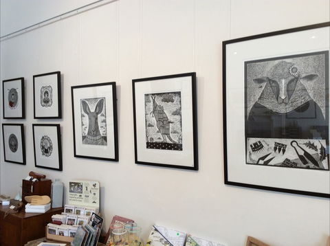 Falkner Gallery - Accommodation Burleigh 2