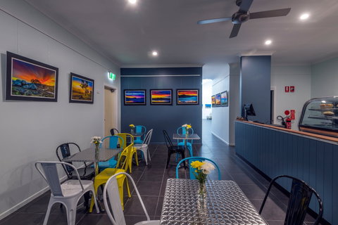 Gawura  Aboriginal Art Gallery And Cafe - Accommodation Burleigh 2