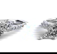 Linda and Co Jewellers - Accommodation Burleigh